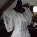 Robe de mariée vintage, avec de la dentelle