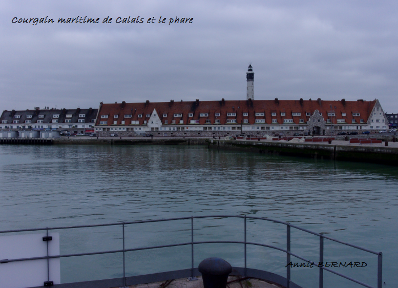 Courgain maritime et le phare de Calais