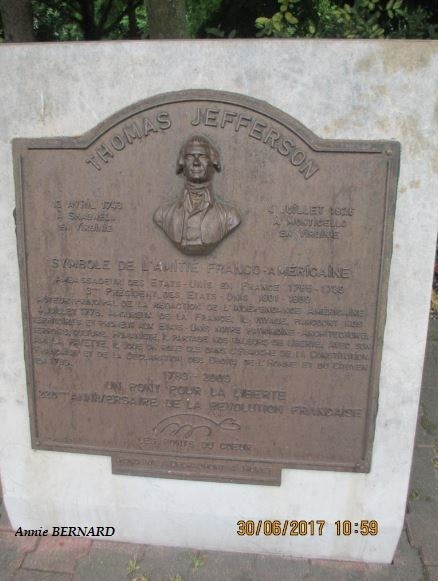 Stèle rond point Jefferson