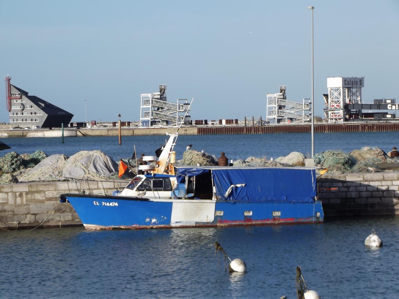 Du Courgain maritime, vue sur le  Port de Calais