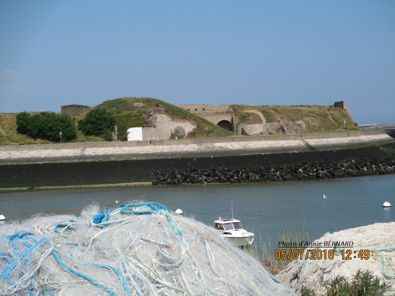 Vue sur le Fort Risban depuis le Courgain Maritime de Calais
