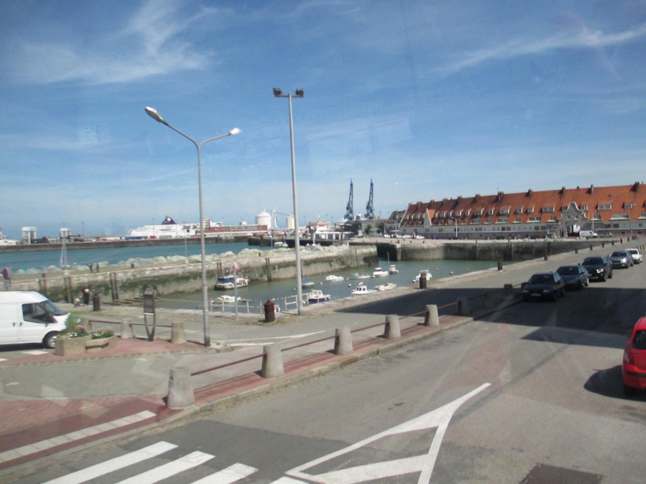 Calais, vue sur le Bassin du Paradis et le Port