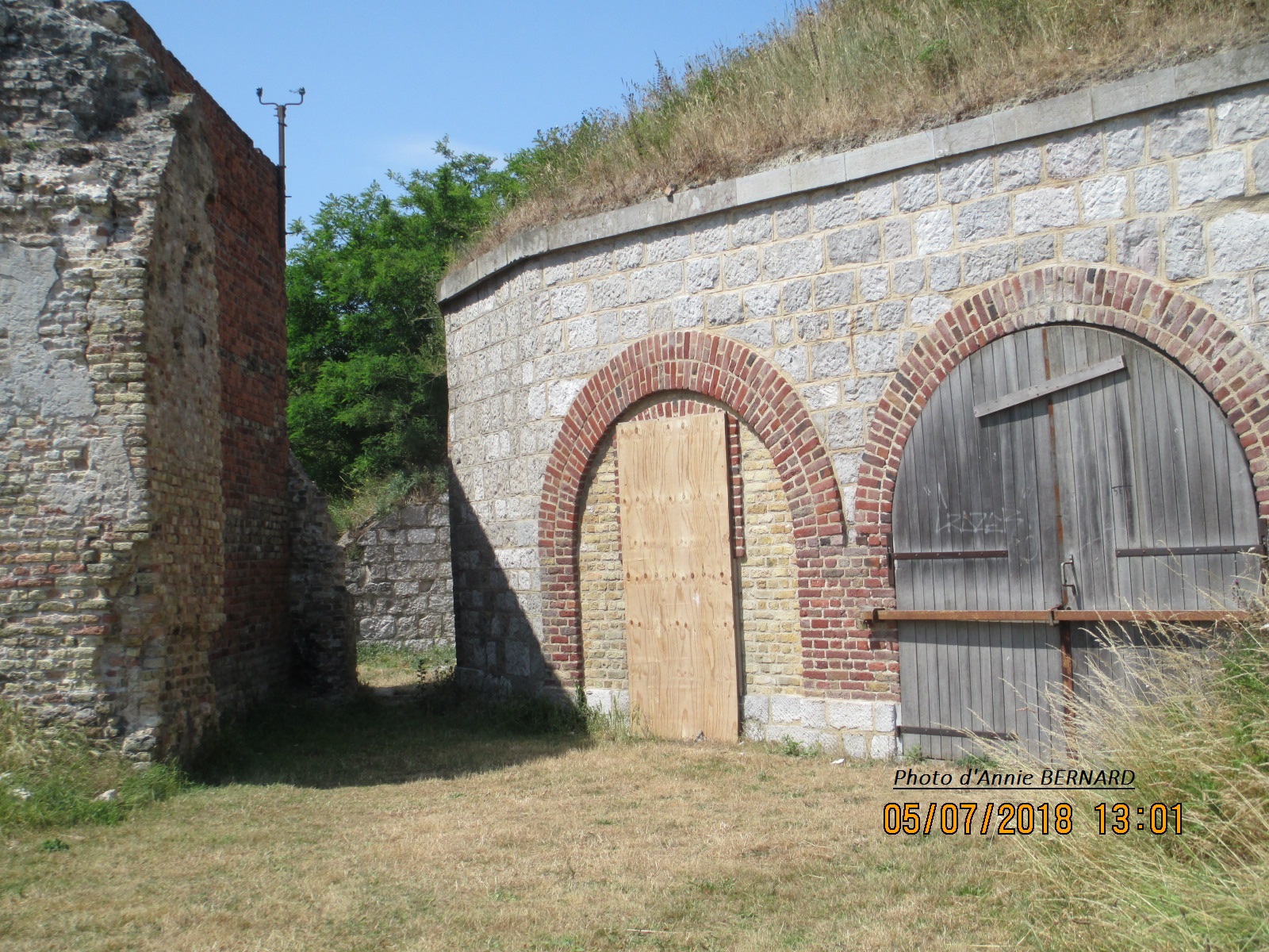 Une des portes du Fort